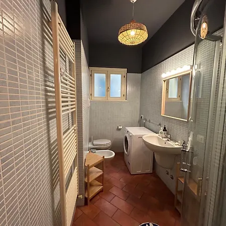 Sisters' Appartement *